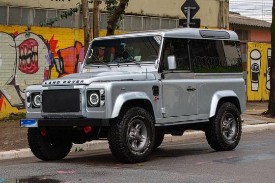 LAND ROVER DEFENDER 2.4 90 4X4 TURBO DIESEL 2P MANUAL